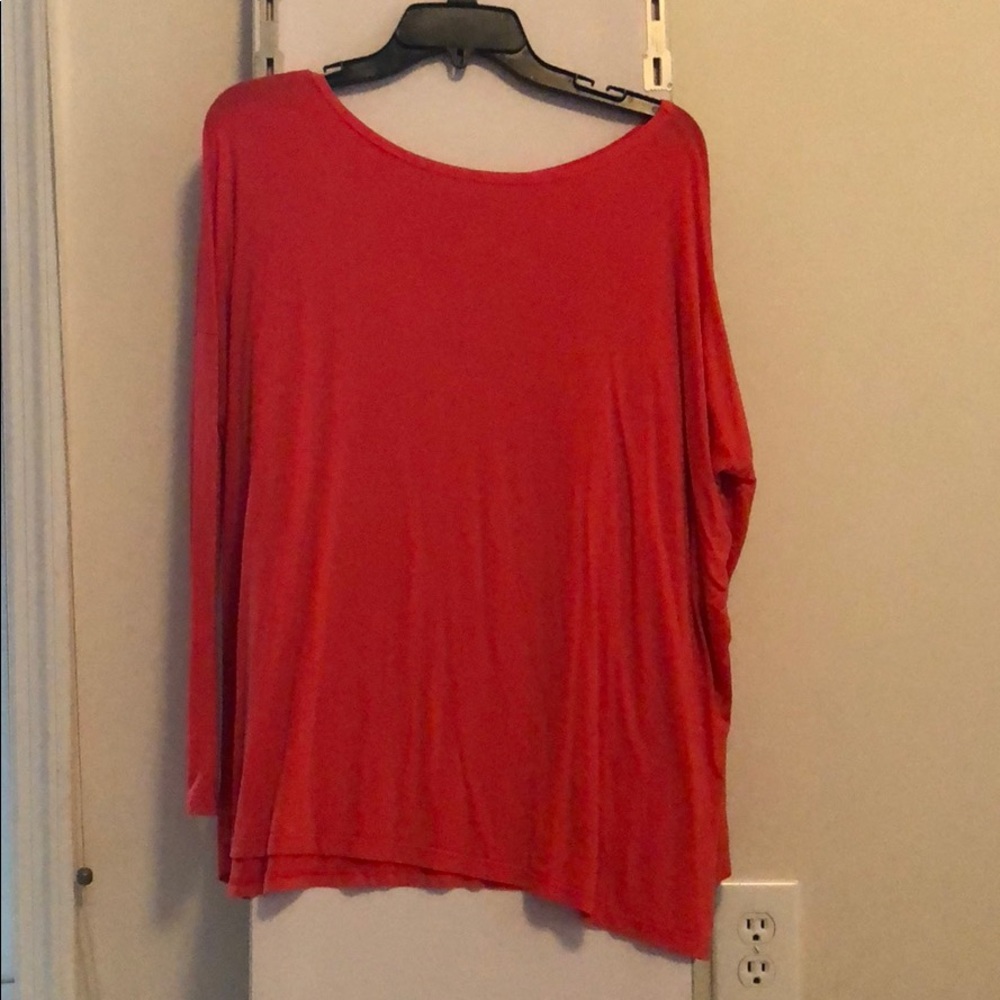 orange-red top